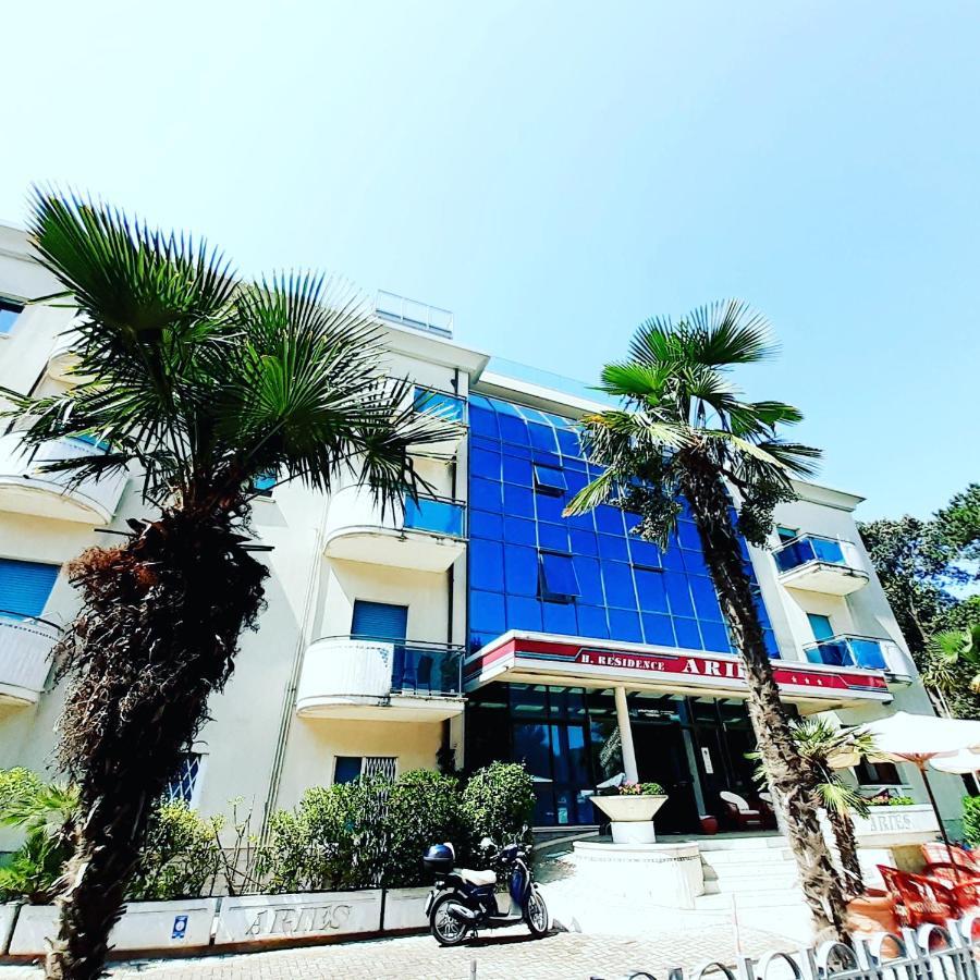 Residence Aries Cesena Bagian luar foto