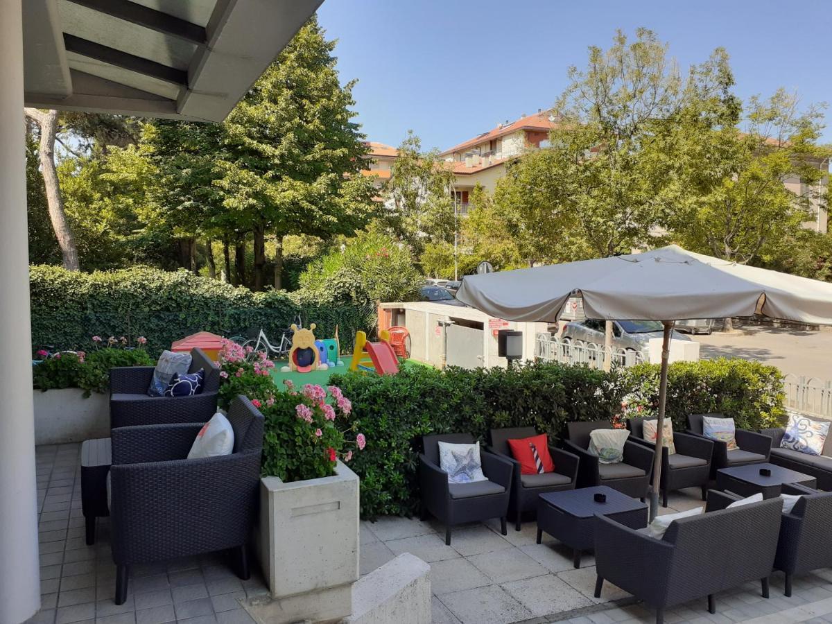 Residence Aries Cesena Bagian luar foto