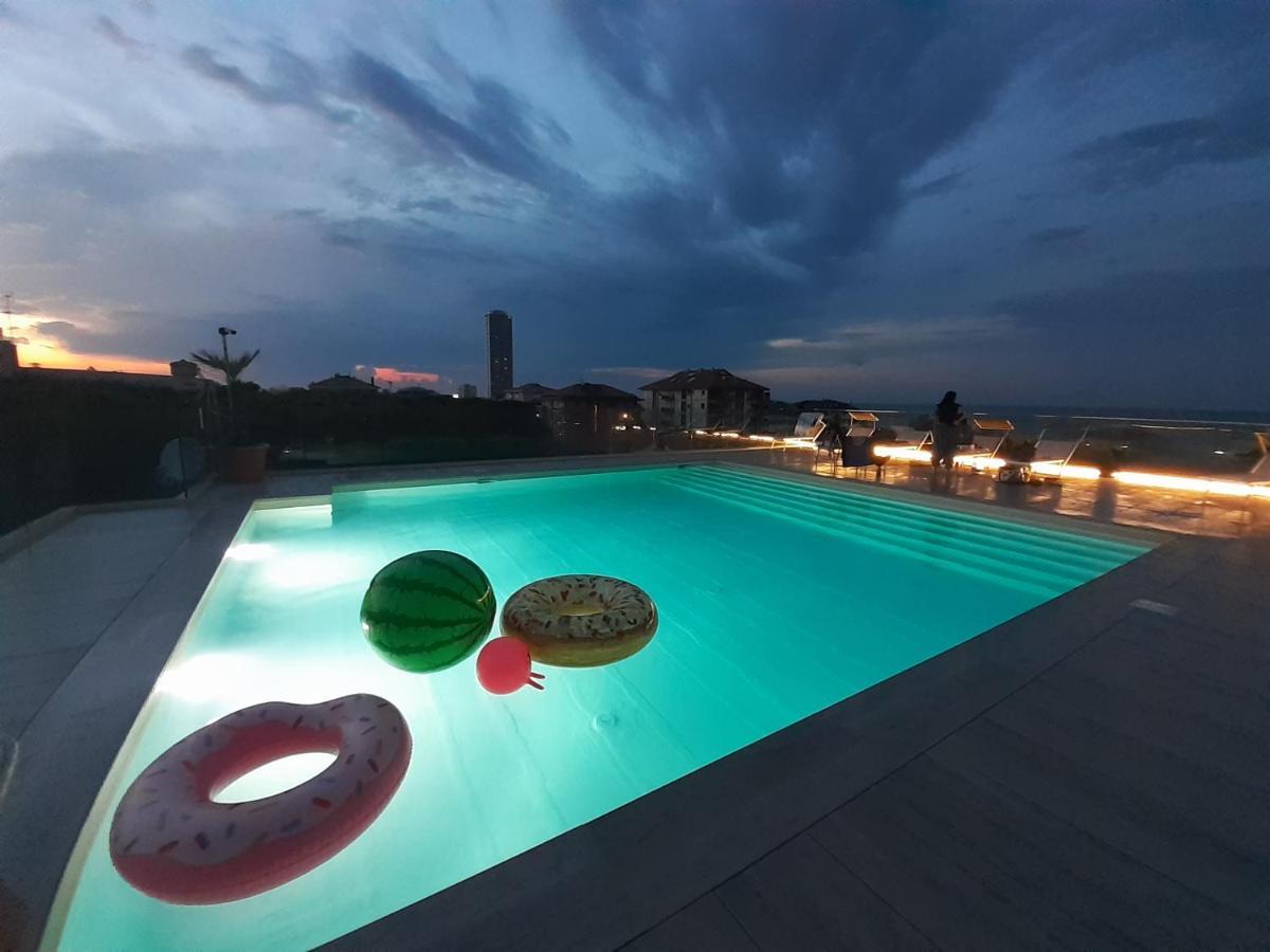 Residence Aries Cesena Bagian luar foto
